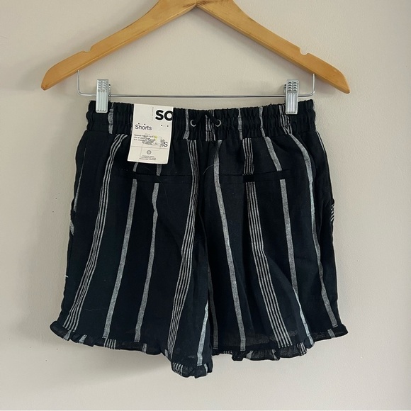 NWT Black & White Striped Tassel Tie Shorts | Size Small | Summer - Picture 2 of 7
